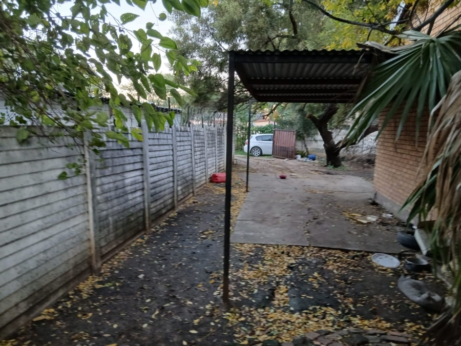 2 Bedroom Property for Sale in Oos Einde North West